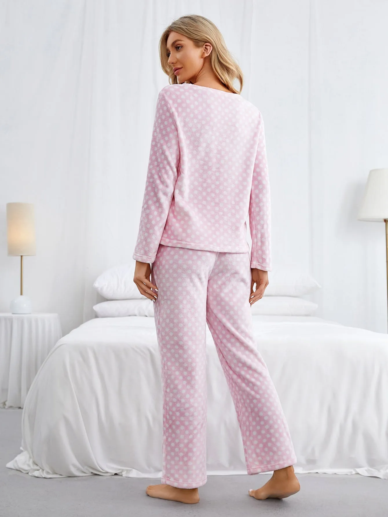 Casual Polka Dot Long Sleeve Round Neck Women Pajama Sets
