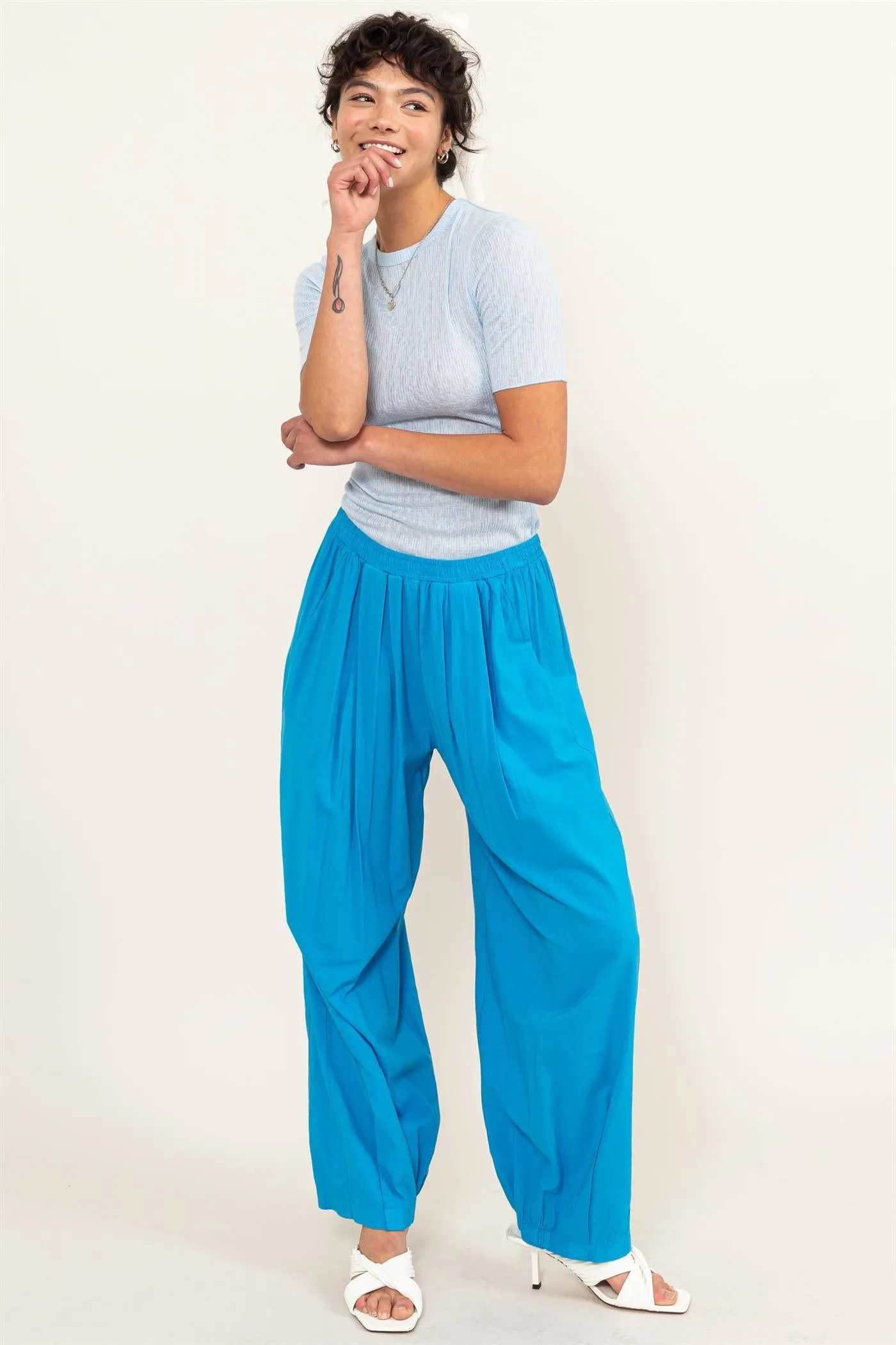 DZ24A651-Mid Rise Wide Leg Pants
