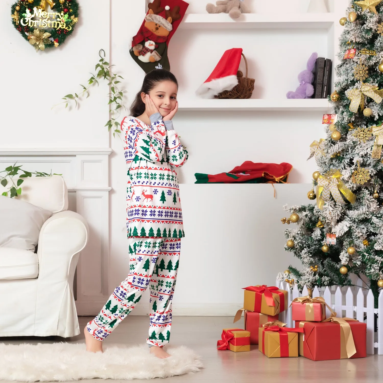 Family Matching Christmas Tree Print Christmas Family Look Pajama Set